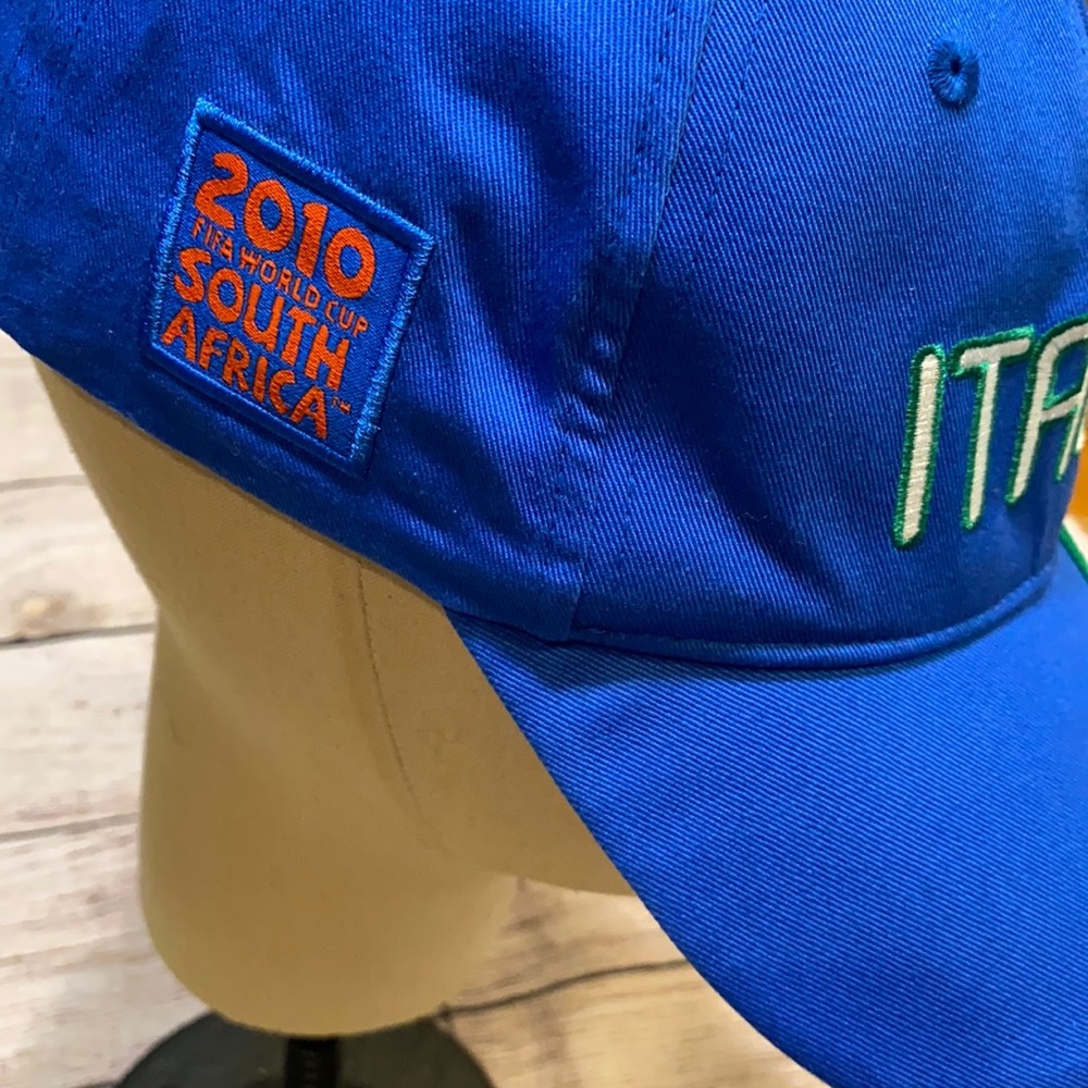 Adidas 2010 FIFA World Cup South Africa Italia collectors embroidered hat - Picture 2 of 10